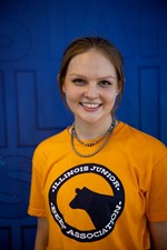 Lauren Wolter Headshot