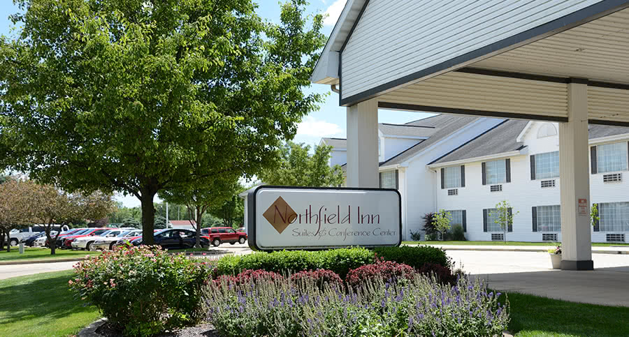 northfield-inn-sign.jpg Northfield Inn & Suites